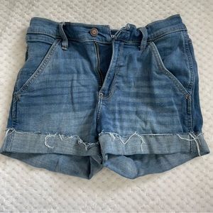 Hollister jean shorts teen/juniors size 3 blue denim great condition